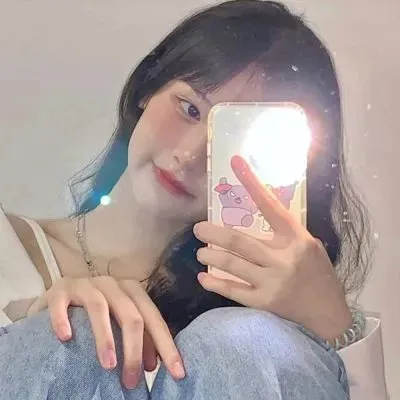 【日系青春物语】《花与爱丽丝》高清在线：两个女孩与一个男孩的谎言三角恋，青涩动人
