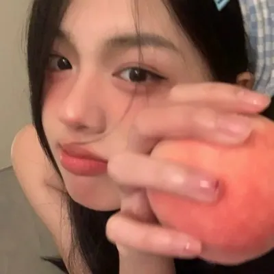 悬疑惊悚必看《大逃杀》未删减修复版：荒岛吃鸡鼻祖，同班同学的残酷自相残杀